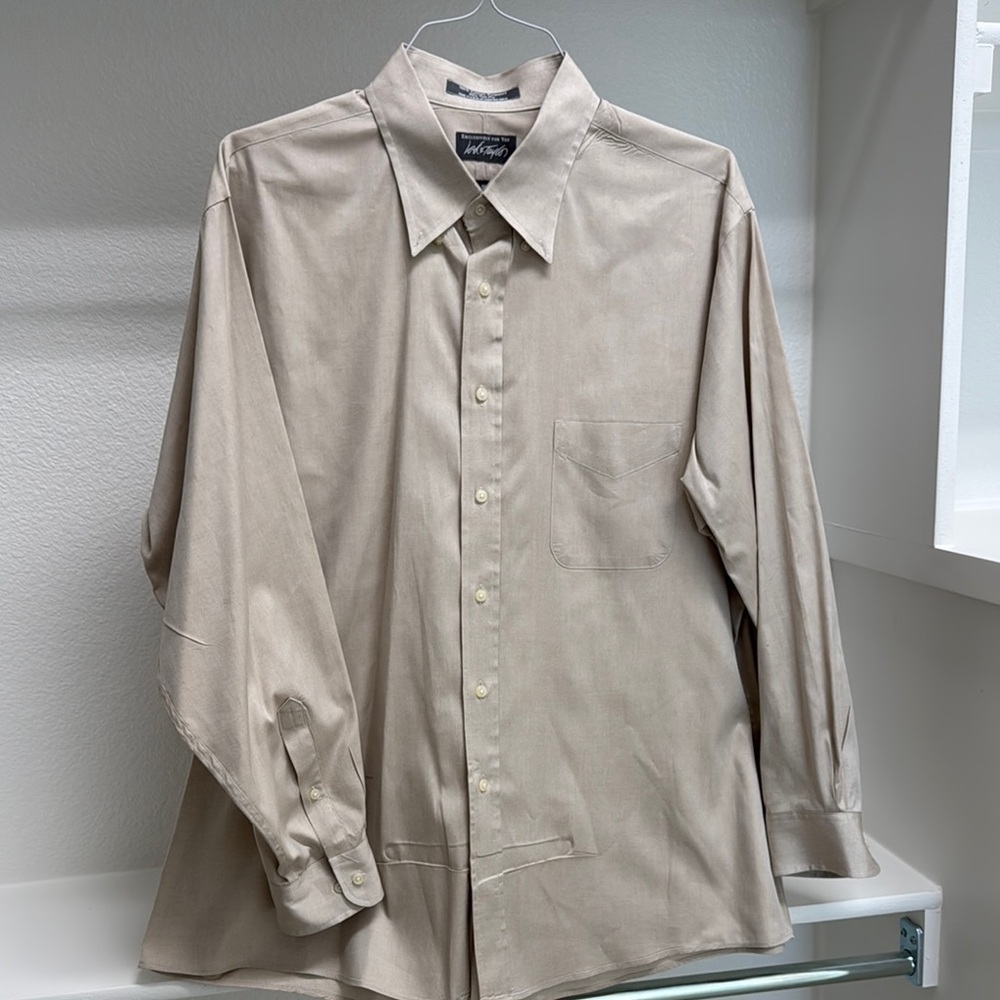Lord & Taylor Made in USA 100% Cotton Pinpoint Men’s 18- 34/35 Long Sleeve Tan